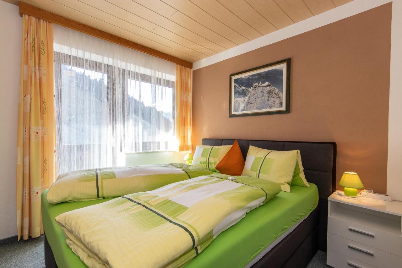Fruehstuecks- Pension Sonnblickhof Рауріс Екстер'єр фото
