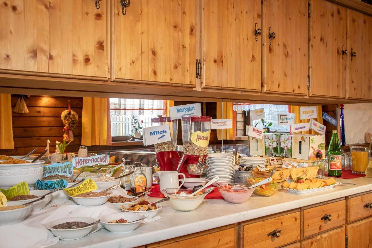 Fruehstuecks- Pension Sonnblickhof Рауріс Екстер'єр фото